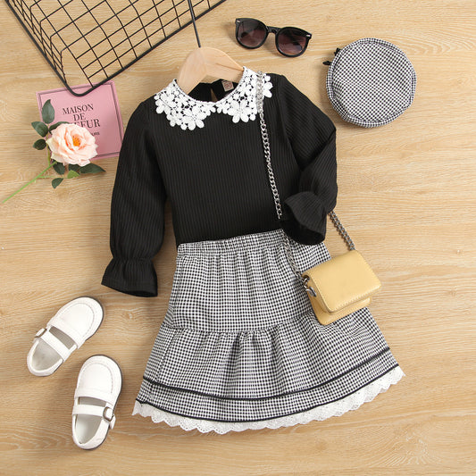 Conjunto Infantil 3 Piezas: Blusa de Encaje, Falda Cuadrillé y Gorro