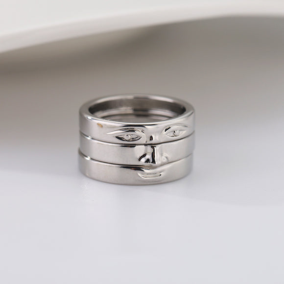 Anillo Minimalista de Diseño Táctil