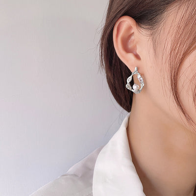 Aretes de Perla Barroca Plata Irregular para Mujer - Image 4