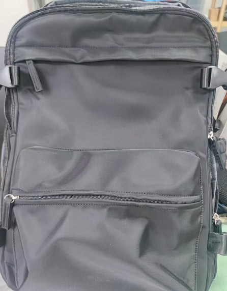 Mochila Resistente con Compresión Vacuum y Cierre Personalizado