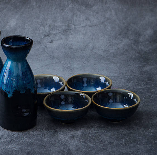 Juego de Sake Japonés Vintage - Botella de Cerámica con 4 Copas de Vidrio para Bar - Image 6