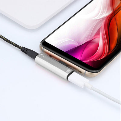 Adaptador Auriculares 2 en 1 con Carga y Audio - Image 4