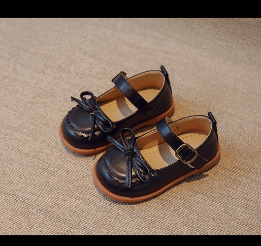 Zapatos Escolares de Cuero para Niños con Velcro y Suela Antideslizante - Image 12
