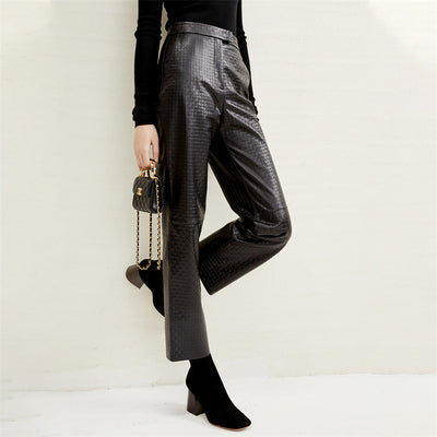 Pantalones Rectos de Ante Premium con Diseño en Relieve - Image 6