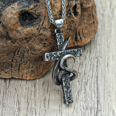 Collar Vintage Cobra Tridimensional con Crucifijo para Hombre - Image 11