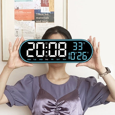 Reloj Despertador LED Inteligente con Control de Voz y Calendario - Image 37