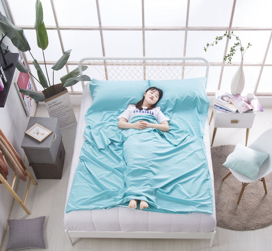 Funda Protectora de Saco de Dormir Ultraligera y Portátil - Image 4