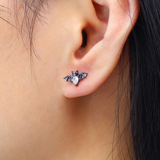 Aretes Negros de Murciélago Vampiro para Halloween - Image 6