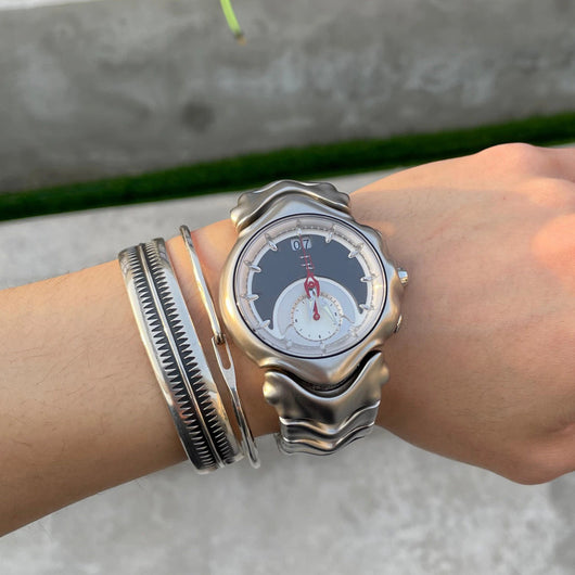 Reloj de Diseño Moderno para Hombre - Estilo Vanguardista sin Mecanismo