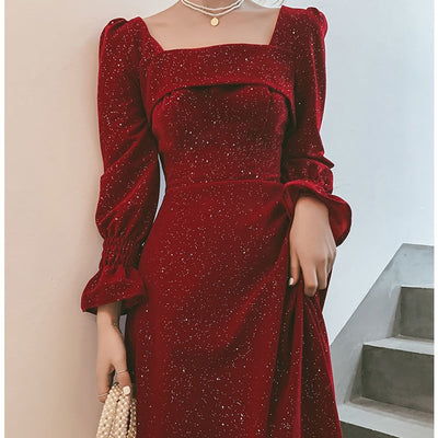 Conjunto Elegante Rojo Otoño para Eventos y Celebraciones - Image 4