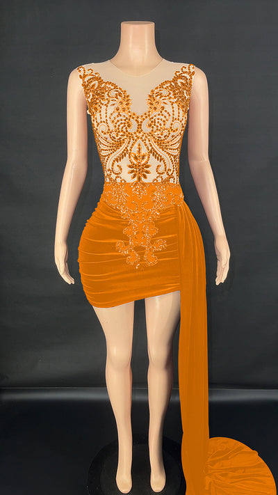 Vestido de Noche Elegante con Cola Lateral para Cantantes y Eventos - Image 12