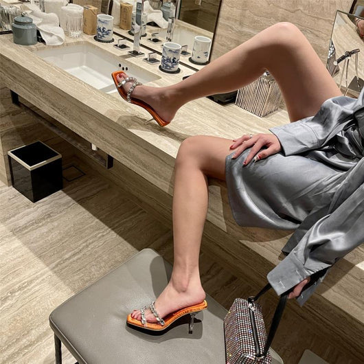 Sandalias Tacón Alto con Tiras Brillantes y Diseño Translúcido - Image 17