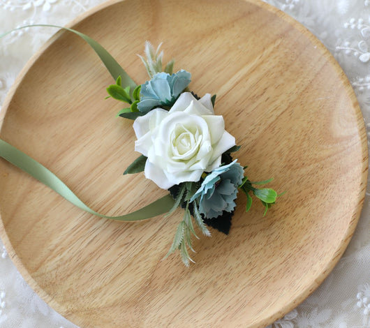 Empaque de Regalo con Decoración Floral y Rosas Simuladas - Image 5