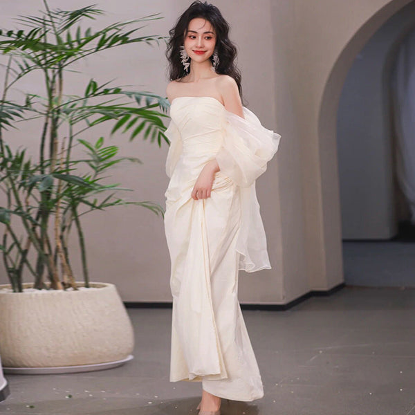 Vestido de Novia Largo Escote Tubo Elegante y Minimalista