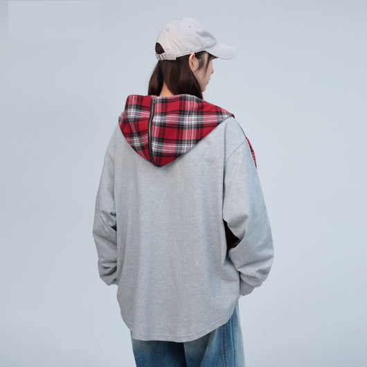 Poncho Camisa Gris con Capucha y Costuras a Cuadros - Image 4
