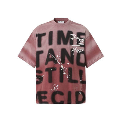 Camiseta Hombre Estilo Retro Suelta Diseño Degradado con Letras y Tinta Salpicada - Image 9