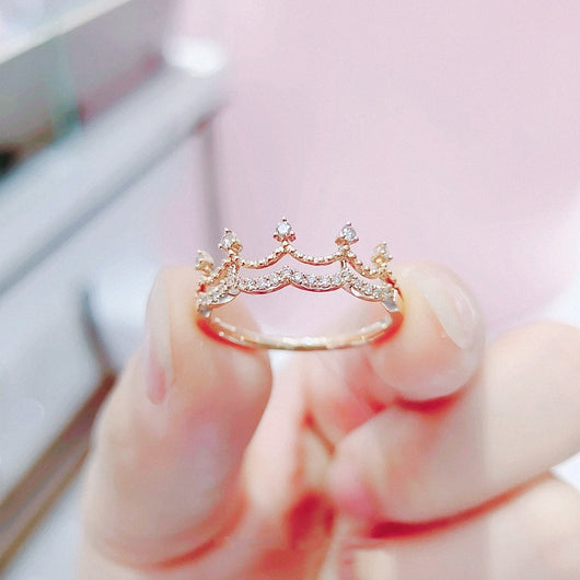 Anillo de Oro Rosa 18K con Diamantes - Diseño Corona para Mujer - Image 4