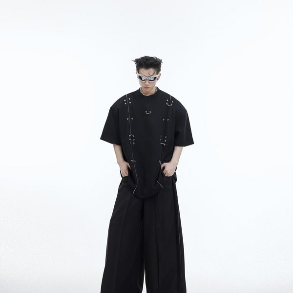 Camiseta Oversize con Hombros Acolchados y Diseño Deconstruido