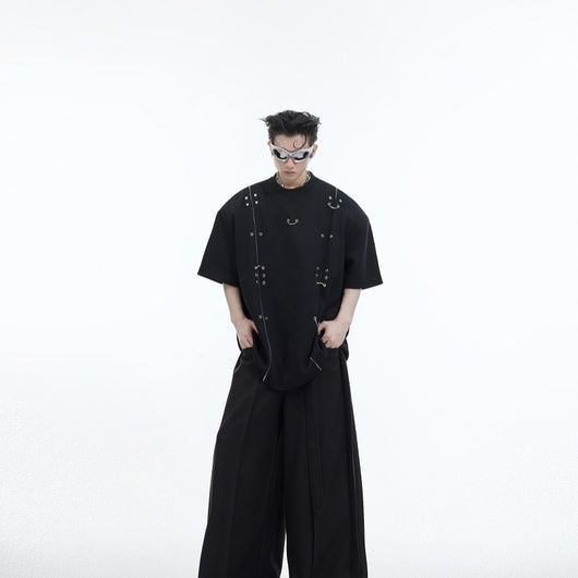 Camiseta Oversize con Hombros Acolchados y Diseño Deconstruido