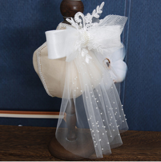 Diadema Nupcial Artesanal con Cuentas y Seda - Image 10