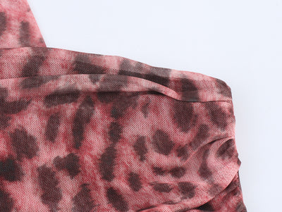 Blusa Escotada con Estampado Animal Print - Image 15