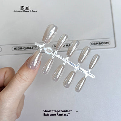 Parches de Uñas Espejo Blanco Lunar con Efecto Electrochapado Brillante - Image 2