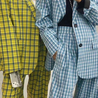 Traje Ejecutivo Mujer Cuadros Amarillo y Azul con Hombreras - Image 5