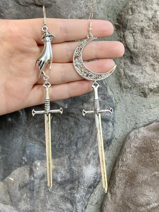 Aretes Espada Gótica Hueca Luna Bruja para Halloween - Image 5