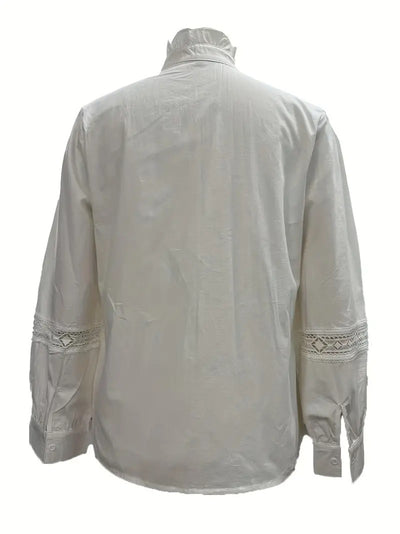 Blusa Blanca Elegante con Escote en V y Detalles de Encaje - Image 9