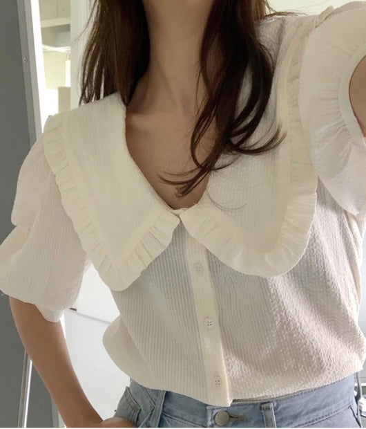 Blusa Crop con Cuello Tipo Solapa y Mangas Puff - Image 5