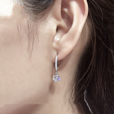 Aretes Colgantes de Plata Esterlina con Diamante en Forma de Pera - Image 4