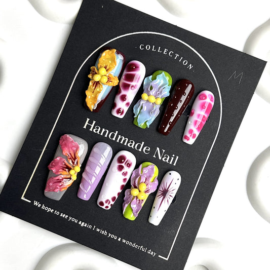 Uñas Postizas 3D con Diseño Floral Tallado Artesanal