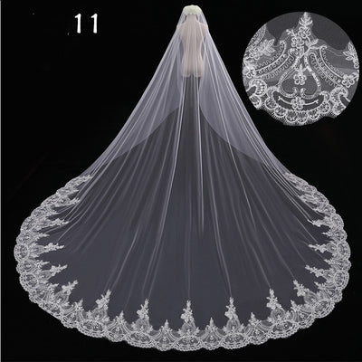 Vestido de Novia Lujo con Cola Larga y Velo de Hada Mágica - Image 21