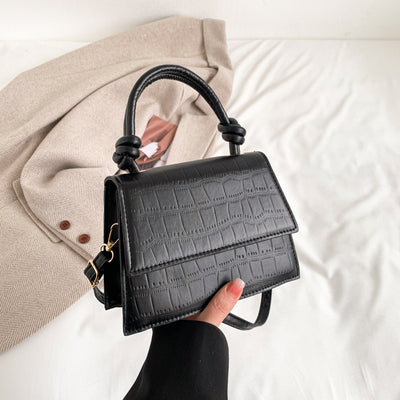 Bolso Axilar Minimalista para Mujer - Diseño Exclusivo y Funcional - Image 6