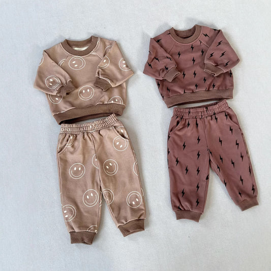 Conjunto de Sudadera Infantil Estilo Nórdico con Estampado - Image 2