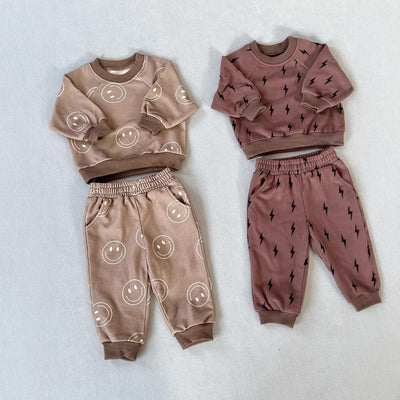 Conjunto de Sudadera Infantil Estilo Nórdico con Estampado - Image 2