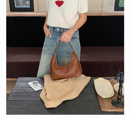 Bolsa de Moda Texturizada en Forma de Media Luna para Axila - Image 26