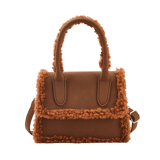 Bolso Bandolera de Peluche con Costura de Piel - Diseño Asimétrico - Image 10