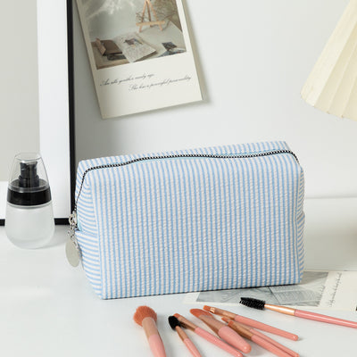 Bolsa de Cosméticos de Viaje con Rayas Bordadas - Image 24