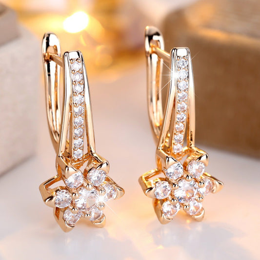 Aretes de Circón Floral con Diamantes Completos - Diseño Europeo de Alta Gama