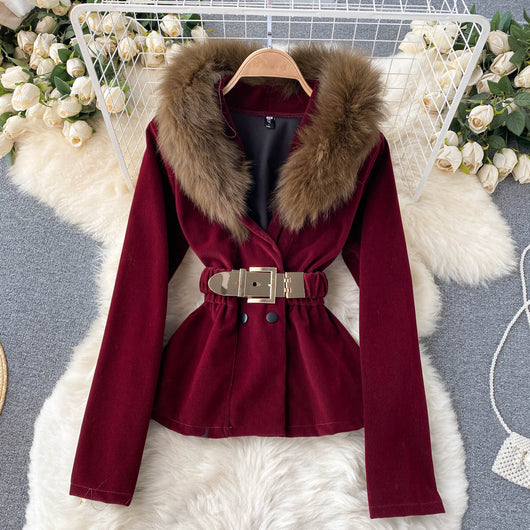 Traje Ejecutivo Mujer con Abrigo de Peluche Sintético - Image 8