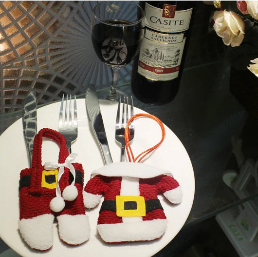 Portacubiertos Navideños de Papá Noel para Decoración de Mesa - Image 19