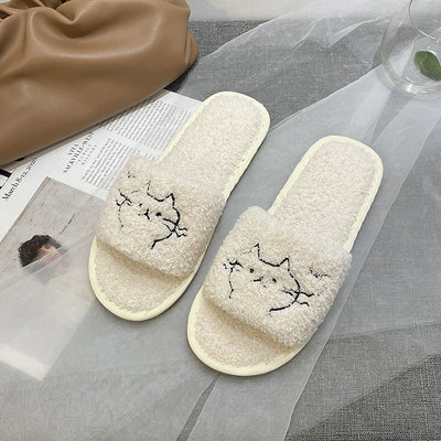 Pantuflas Planas Cálidas para Casa con Diseño de Gato - Image 3