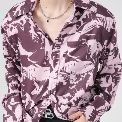 Camisa Estilo Coreano con Hombreras y Estampado Gráfico Moderno - Image 2