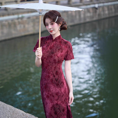 Vestido Cheongsam Retro Rojo con Flores Terciopeladas - Manga Corta Midi Clásico - Image 3