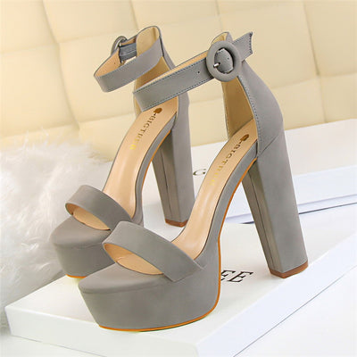 Sandalias de Tacón Alto Grueso para Desfile - Zapatos de Pasarela Profesionales - Image 11