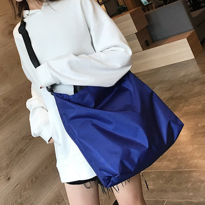 Bolsa Deportiva Unisex con Correa Ajustable - Mochila Mensajero para Viajes y Fitness - Image 6