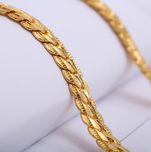 Cadena para Hombre Estilo Serpiente en Tono Dorado - Image 6