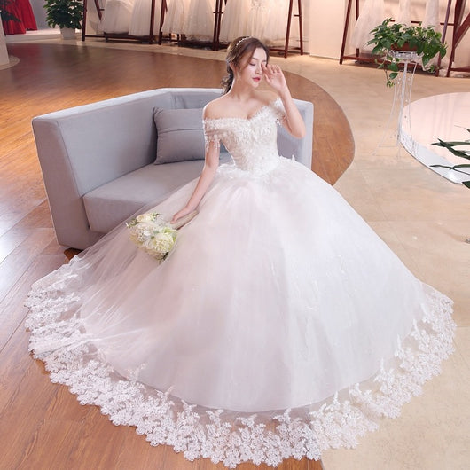 Vestido de Novia Talla Grande con Encaje y Hombros Descubiertos - Image 10