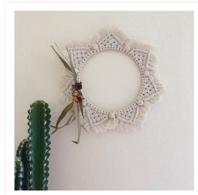 Espejo Decorativo Escandinavo Girasol - Tapiz Hecho a Mano con Anillo de Cosmético - Image 4